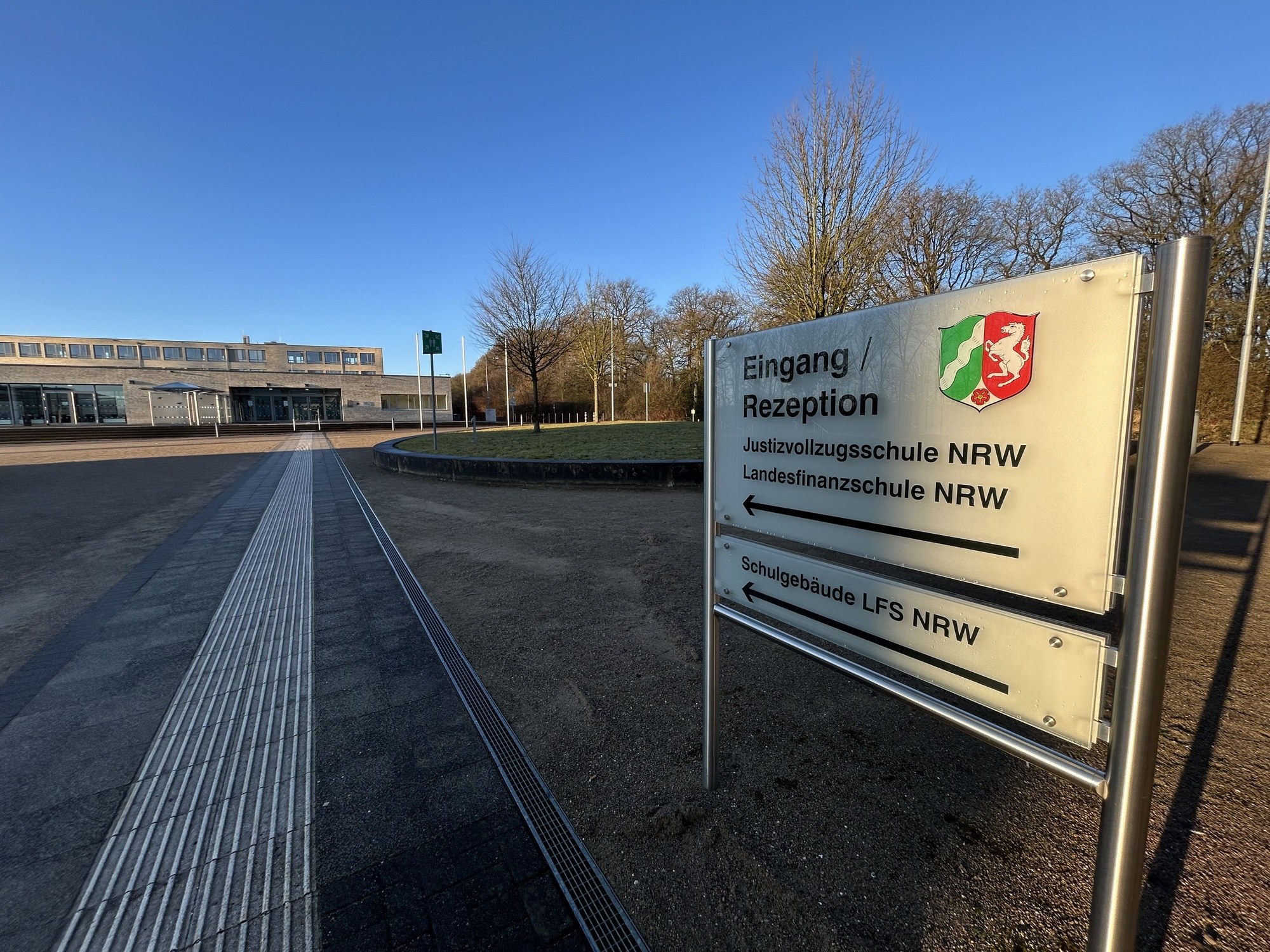 Einkleidungstermine Justizvollzugsschule Wuppertal - Textilfabrik Bewernick 